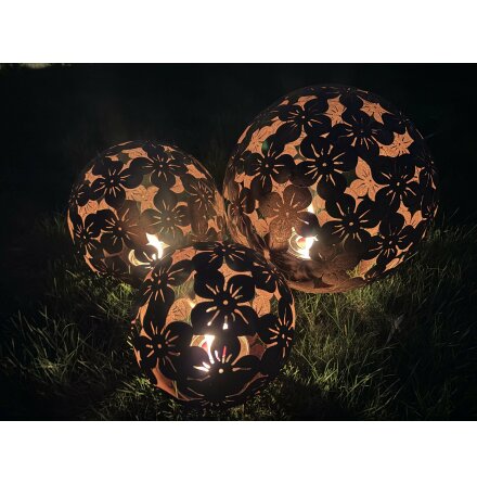Marschallh�llare Hortensiaklot Lind decoration