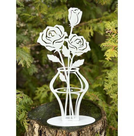 Rosor p� fot Lind decoration